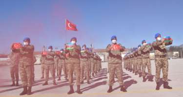 Hərbiçilərimiz Türkiyədə komando kursunu bitirdi