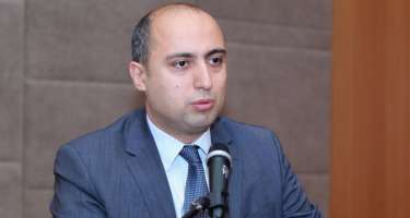 Nazir bu məktəbin direktorunu işdən çıxartdı