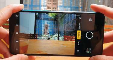 "Samsung" öz qabaqcıl smartfonlarında kameralarla bağlı 