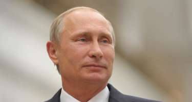 Putinin canlı yayımında aparıcı