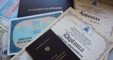 Xaricdə təhsil alan 71 nəfərin diplomu 