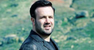 Elnur 10 ildən sonra ATA OLDU - 