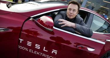 İlon Mask  "Tesla" nın 1,1 milyard dollarlıq 