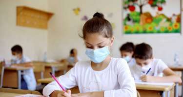 11 illik təhsil sistemi şagirdlərin psixologiyasının pozulmasına səbəb olur - 