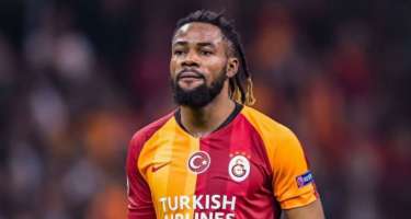 "Qalatasaray"da daha bir ayrılıq