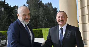 İlham Əliyev Edi Rama ilə təkbətək görüşdü