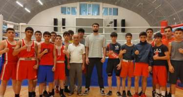 Avropa çempionatında yarışacaq Azərbaycanın məktəbli boksçuları 