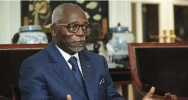 Külli miqdarda pulla ölkədən qaçmağa çalışan keçmiş sədr saxlanıldı