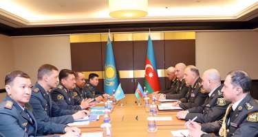 Azərbaycan və Qazaxstan Ordusunun Baş Qərargah rəisləri arasında görüş olub
