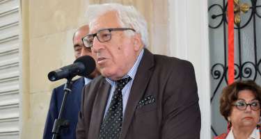 Anar Yazıçılar Birliyinin sədrliyindən gedir? -
