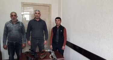Polis qanunsuz ov edənləri saxlamaq üçün havaya atəş açdı