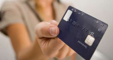 Azərbaycanda əcnəbilərin bank kartları ilə xərcləmələri 88 % artıb