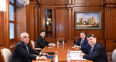 Əli Əsədov Rusiya Prezidentinin köməkçisi ilə görüşüb