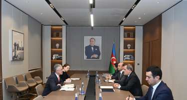 Ceyhun Bayramov Britaniya səfiri ilə görüşüb - 