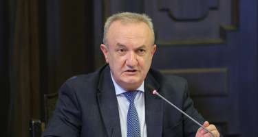 Ermənistanda nazir istefa verdi 
