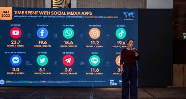“Yeni media mühiti və rəqəmsal kommunikasiya” mövzusunda seminar keçirilib - 