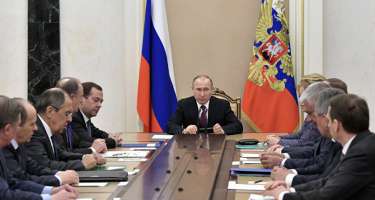 Putin Təhlükəsizlik Şurasının iclasını keçirdi