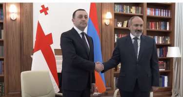 Ermənistan və Gürcüstan baş nazirləri görüşüb