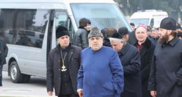 "Gördük ki, biz ögey qardaş imişik" - 