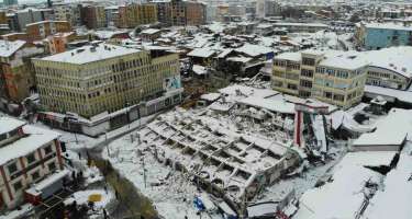 Türkiyədə zəlzələdə ölənlərin sayı 8 mini 