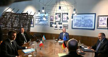 Moldovada liderlərin qeyri-rəsmi görüşü başladı
