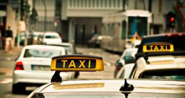 Taksilərdə minimum gediş haqqı iki dəfə bahalaşacaq -  İddia 