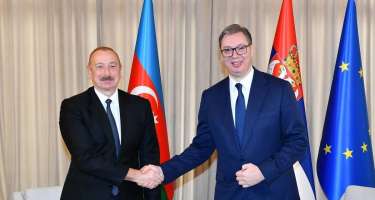 Aleksandar Vuçiç İlham Əliyevi təbrik etdi
