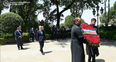 Ceyhun Bayramov Gürcüstanda Heydər Əliyev parkını ziyarət etdi