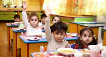 Bu qruplar üzrə məktəb və müəllim seçiminə başlanıldı