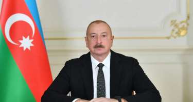 Prezident şəhidlərin xatirəsini bir dəqiqəlik sükutla yad etdi - 
