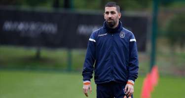 Arda Turan "Qarabağ"ın futbolçusunu istəyir