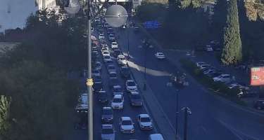 Bu yollarda tıxac var -