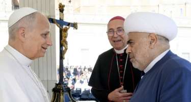 Allahşükür Paşazadə Roma Papası ilə görüşdü