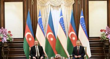İlham Əliyev və Mirziyoyev bu məsələləri müzakirə etdi