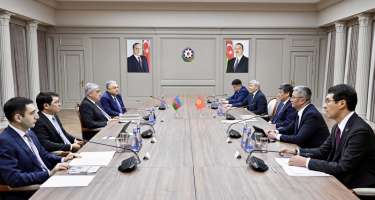 Azərbaycan-Qırğızıstan arasında iclas keçirildi