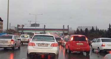 Bu yollarda tıxac var -