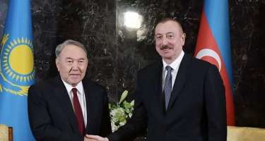 Nursultan Nazarbayev İlham Əliyevi təbrik etdi