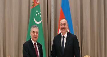 Qurbanqulu Berdiməhəmmədov İlham Əliyevi təbrik etdi