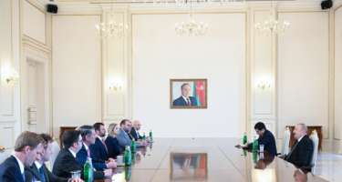 Prezident İlham Əliyev ABŞ nümayəndə heyətini qəbul etdi
