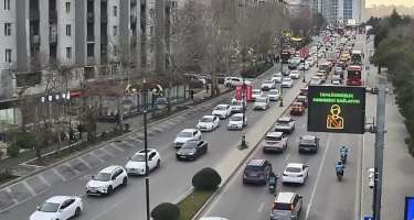 Bu yollarda tıxac var -