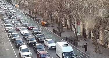 Bakının bu yollarında tıxac var -