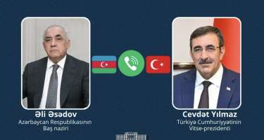 Əli Əsədov Cevdet Yılmazla danışdı