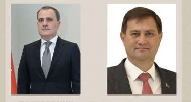 Ceyhun Bayramov belaruslu həmkarı ilə danışdı
