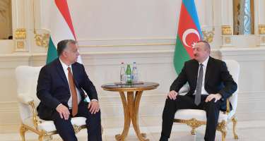 Orban İlham Əliyevə zəng etdi