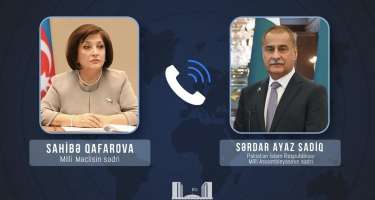 Sahibə Qafarova pakistanlı həmkarı ilə danışdı