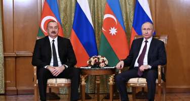 Vladimir Putin İlham Əliyevə zəng etdi