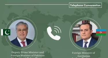 Ceyhun Bayramov pakistanlı həmkarı ilə müzakirə apardı