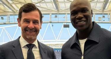 “Neftçi”nin futbolçusu “Porto”nun prezidenti ilə görüşdü