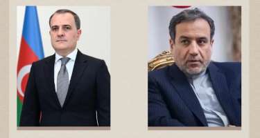 Azərbaycan və İran XİN rəhbərləri müzakirə apardı 