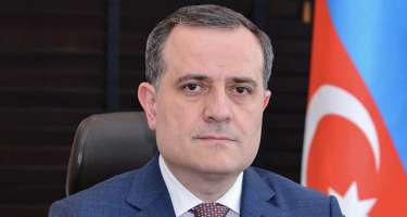 Ceyhun Bayramov Pier-İv Fuksu qəbul etdi